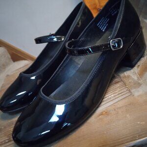 Madden NYC Women's  Size 10 Patent Mary Janes NEW!